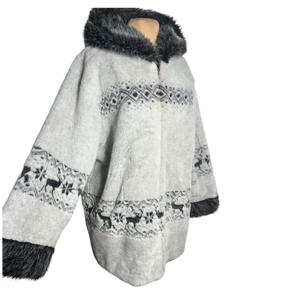 Nordic Lights gray heavyweight faux fur hooded coat deer snowflake motif size L - Picture 2 of 7